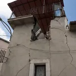 How to Catch Robbers